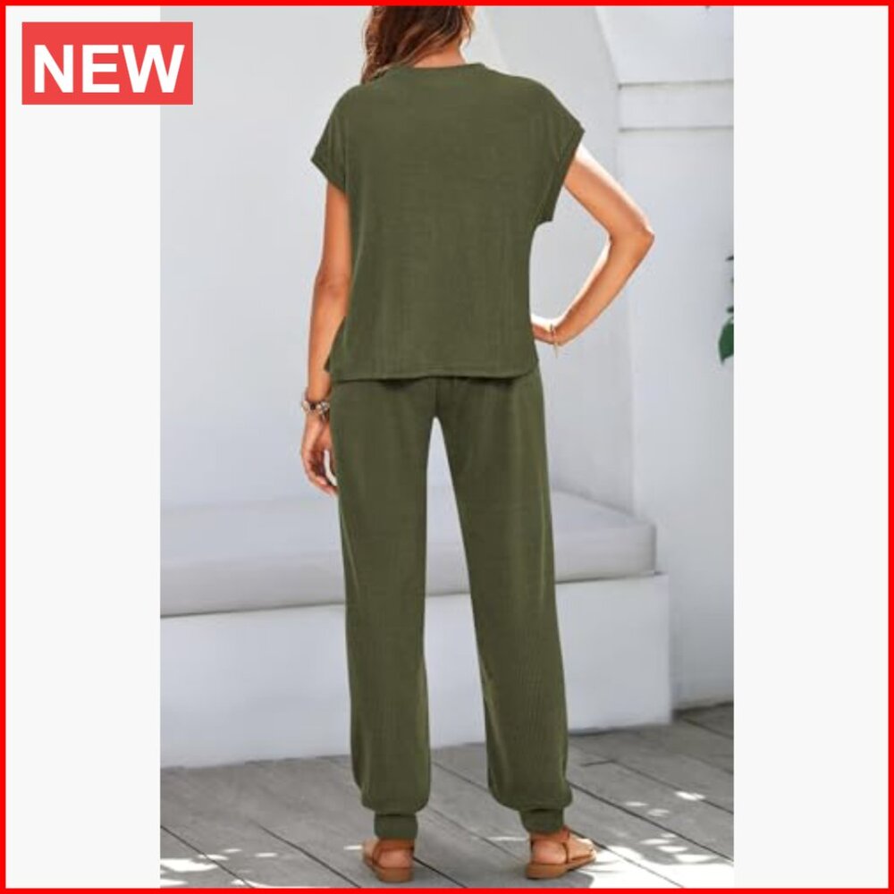 Polyester Blend Two Piece Tracksuit Set Short Sle… - image 5